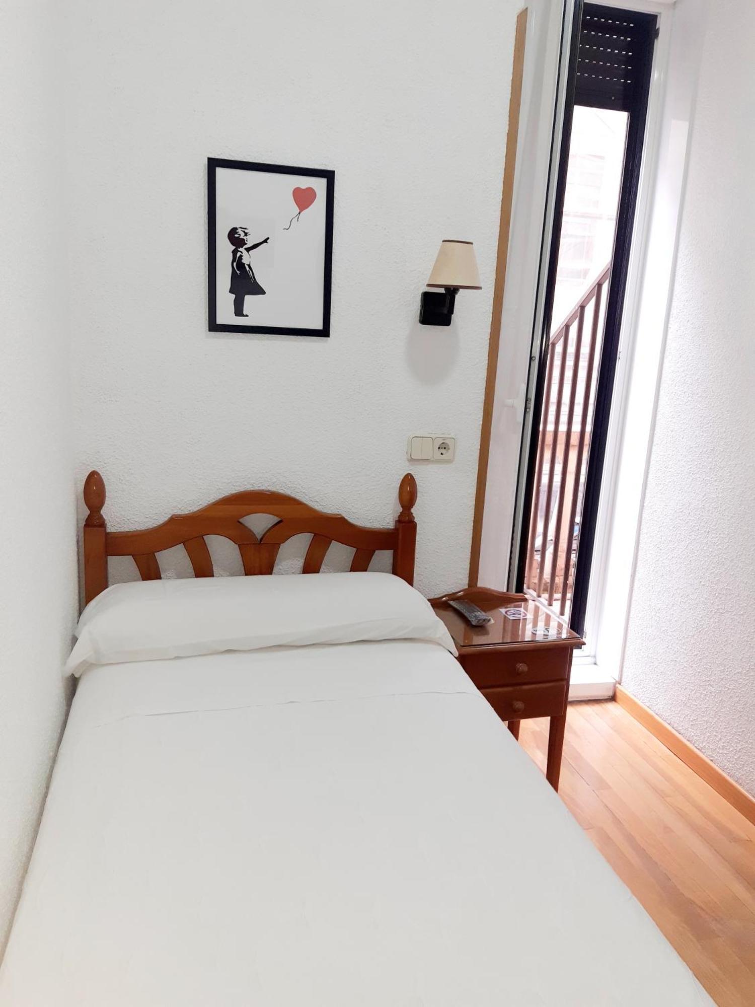 Hostal Biarritz — Photos 3